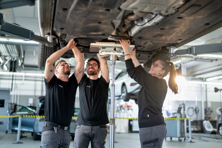 Automobilfachmann (m/w/d) 100%, 1. Bild